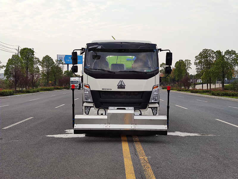 重汽豪沃CLW5180GQXZ6清洗車(chē)國(guó)六