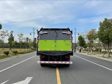程力威牌CLW5180TSLD6型掃路車(chē)