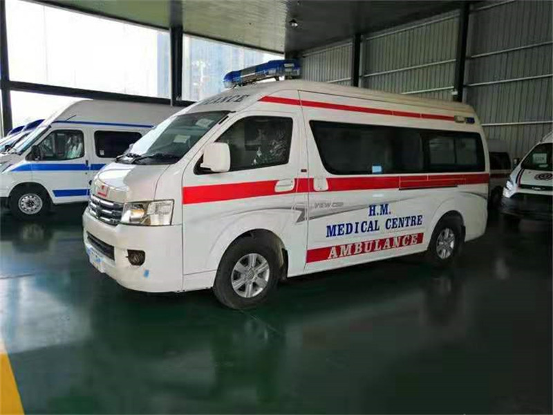 福田G9救護(hù)車（轉(zhuǎn)運(yùn)型、監(jiān)護(hù)型）汽油版