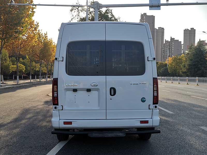大通V80囚車(chē)